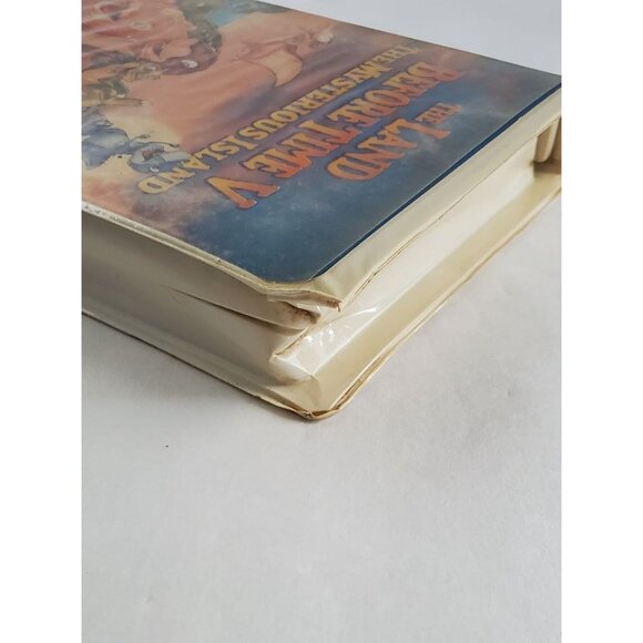 The Land Before Time V: The Mysterious Island VHS Tape 1997 Clamshell - Picture 9 of 9